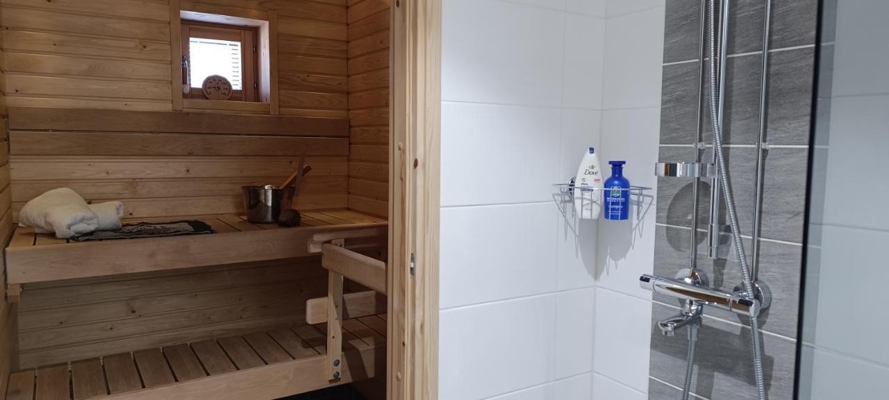 Kodikas Huoneisto, Oma Sauna, Ilmainen Pysaekoeinti 로바니에미 외부 사진